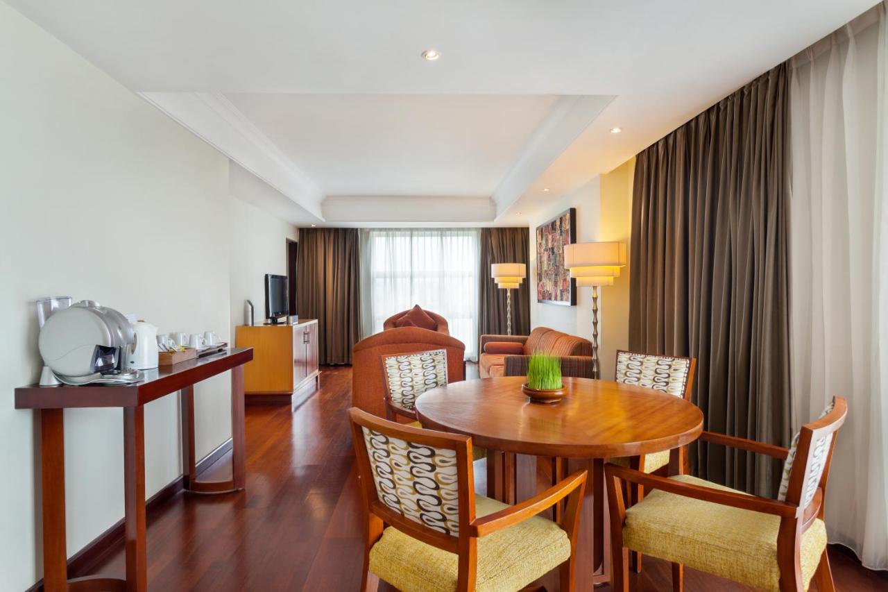 Novotel Semarang Exteriör bild