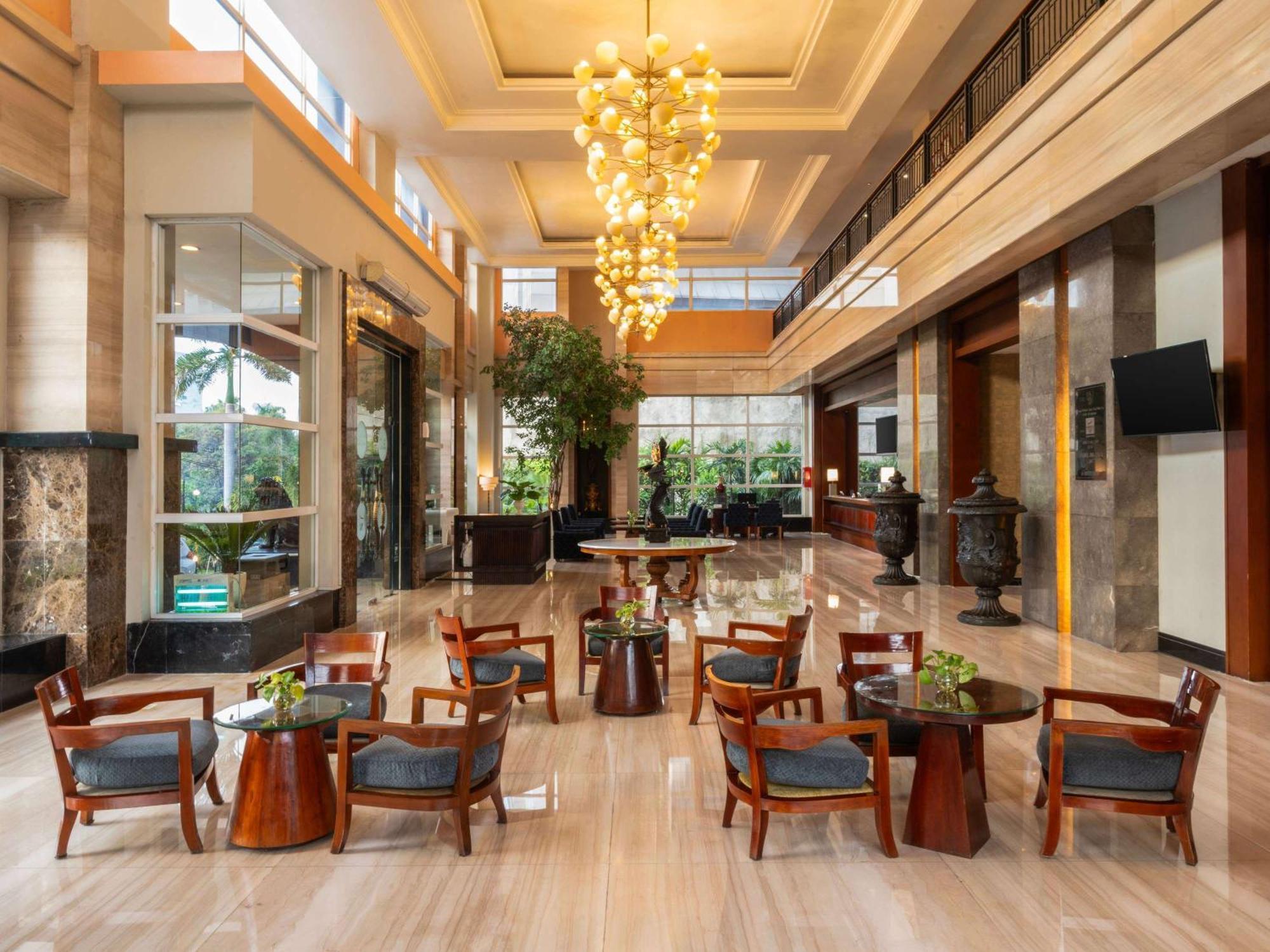 Novotel Semarang Exteriör bild