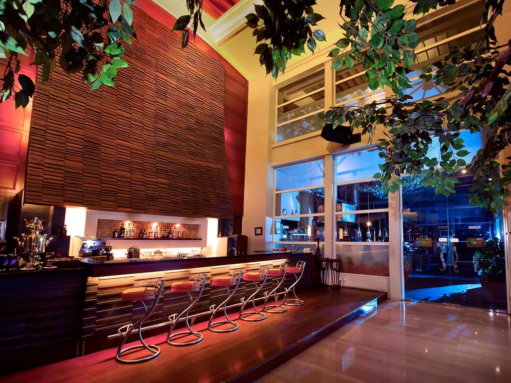 Novotel Semarang Exteriör bild