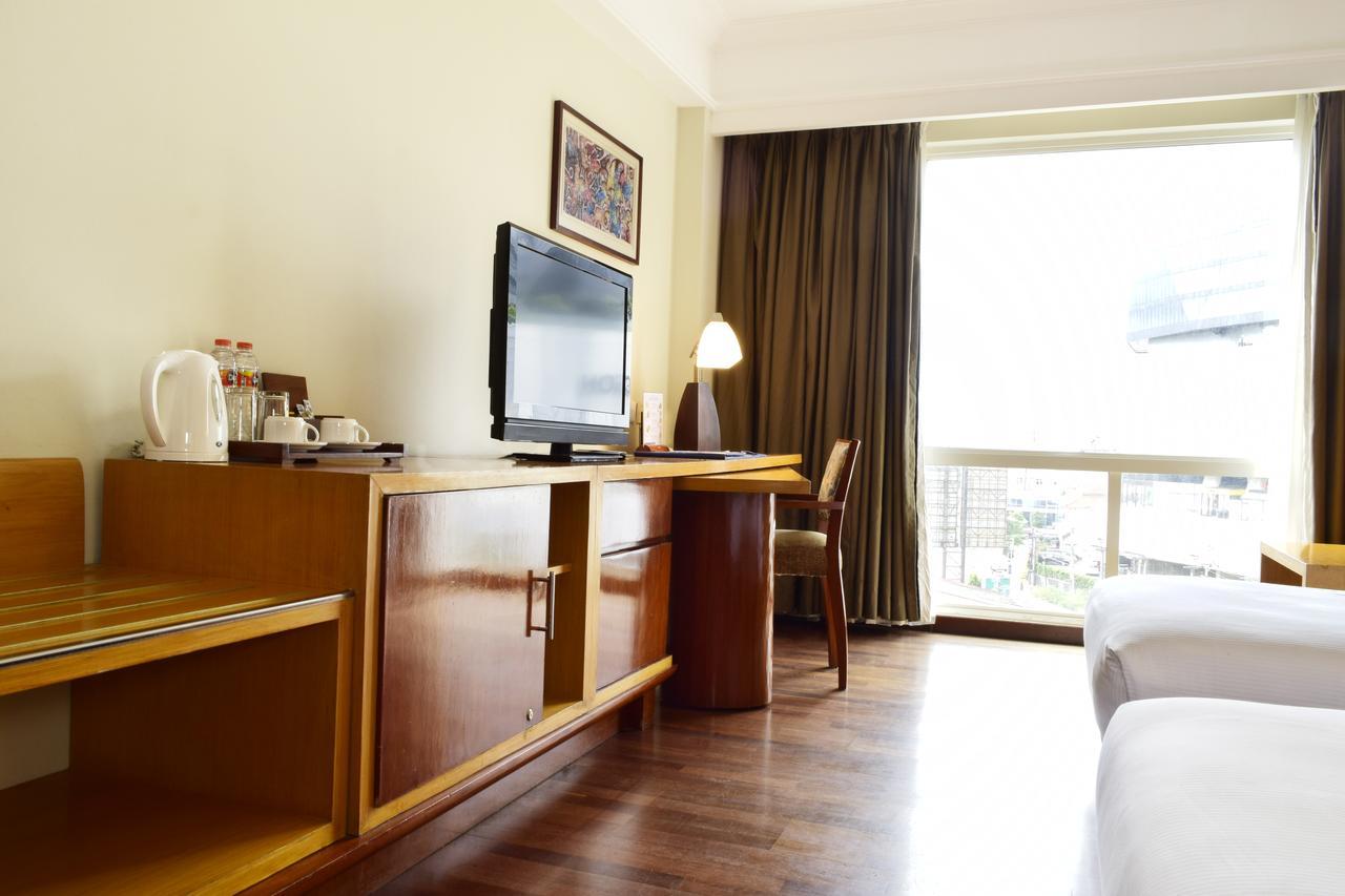 Novotel Semarang Exteriör bild