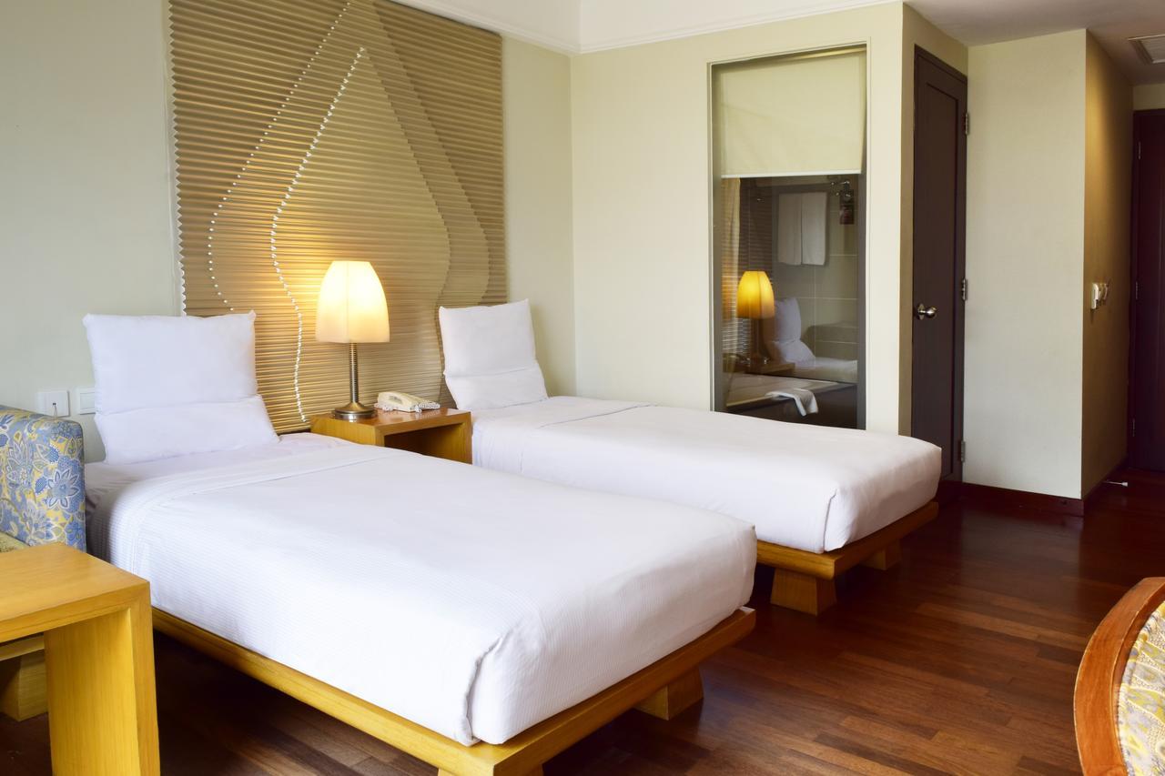 Novotel Semarang Exteriör bild