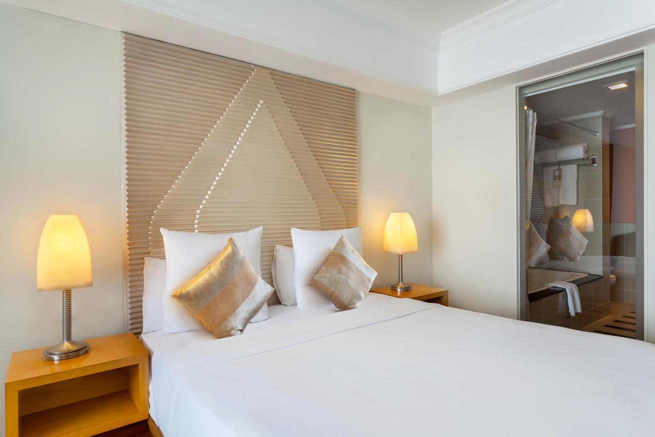 Novotel Semarang Exteriör bild